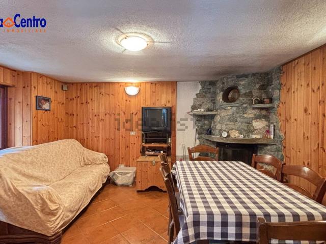 Casa in vendita a Saint Denis, Aosta