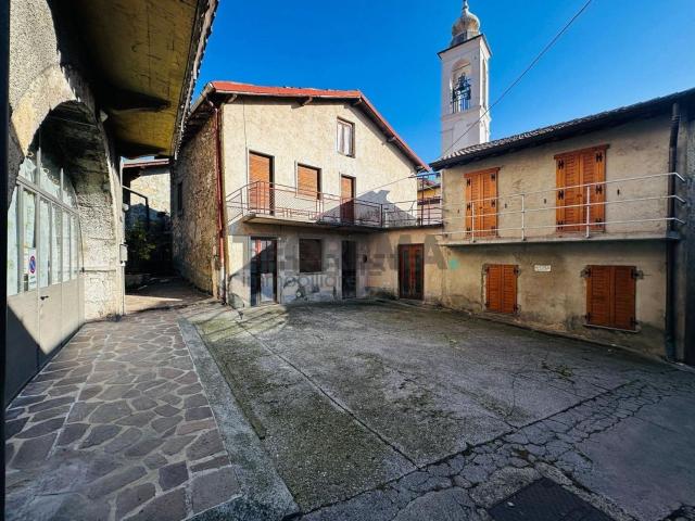 Casa in vendita a Castione Della Presolana, Lombardia