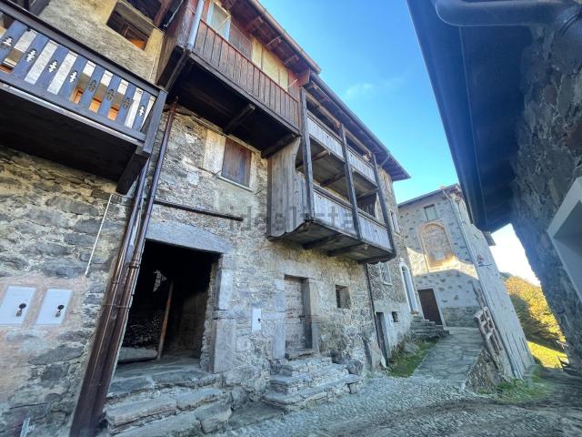 Casa in vendita a Forcola, Lombardia
