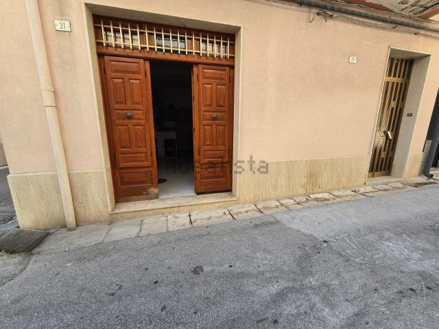 Casa in vendita a Alcamo, Sicilia