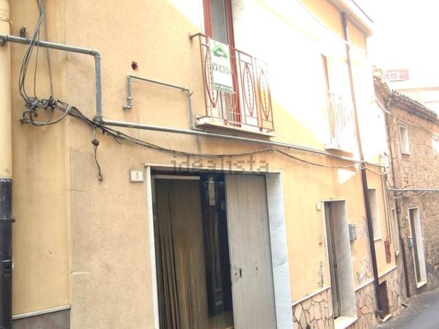Casa in vendita a Borgo, Troina