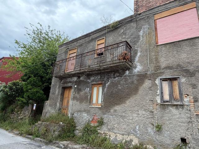 Casa in vendita a Cannistrà, Barcellona Pozzo Di Gotto