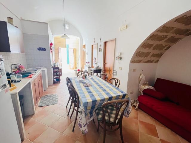 Casa in vendita a Mola di Bari, Bari