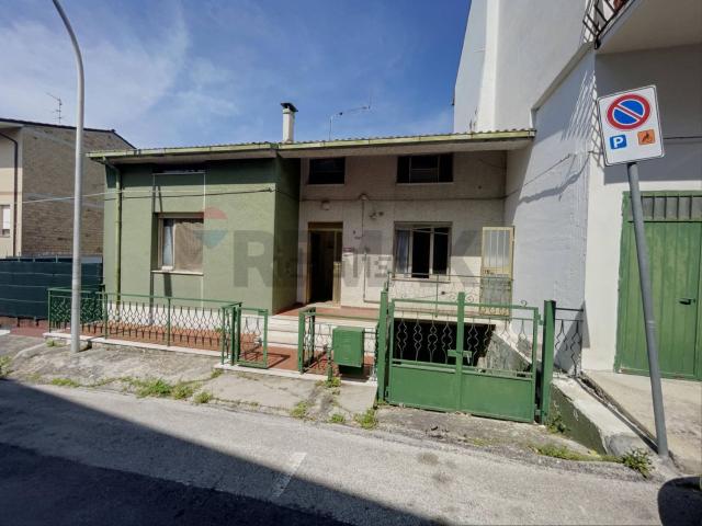 Casa in vendita a Arielli, Abruzzo