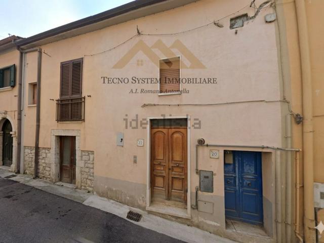Casa in vendita a Fragneto Monforte, Campania