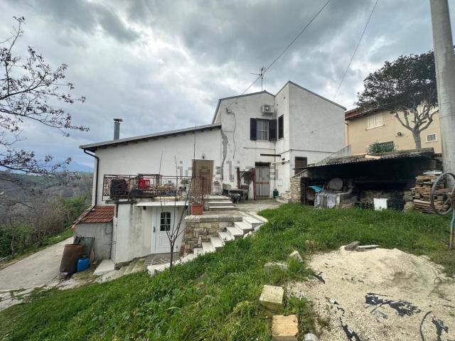 Casa in vendita a Cugnoli, Abruzzo