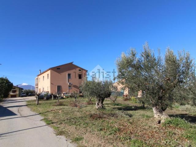 Casa in vendita a Villa de Luca, Bellante