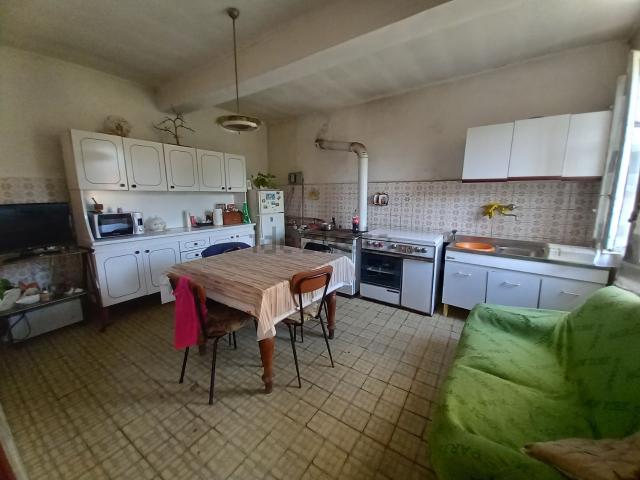 Casa in vendita a Uzzano E Castello, Toscana