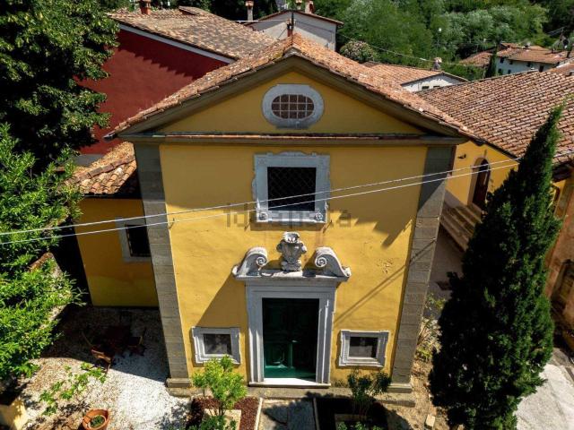 Casa in vendita a Camaiore, Toscana