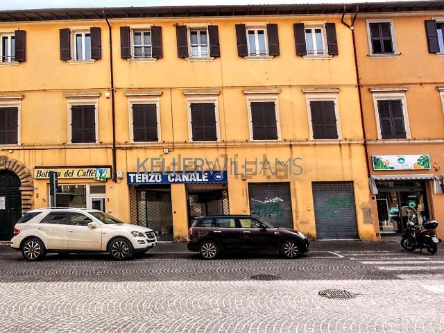 Casa in vendita a Centro Storico, Marche