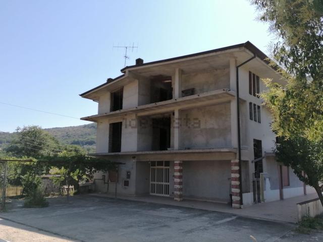 Casa in vendita a Castro Dei Volsci, Lazio