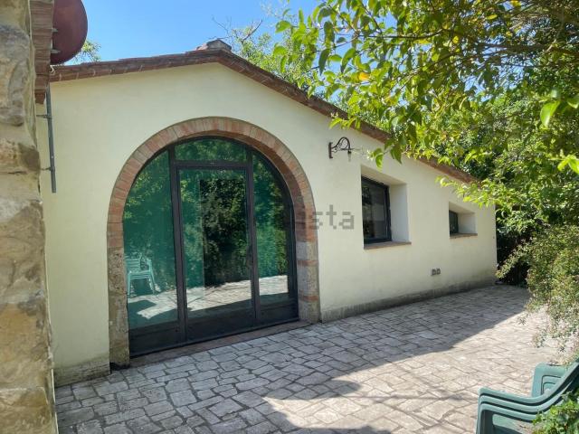 Casa in vendita a Calcinaia, Lecchi