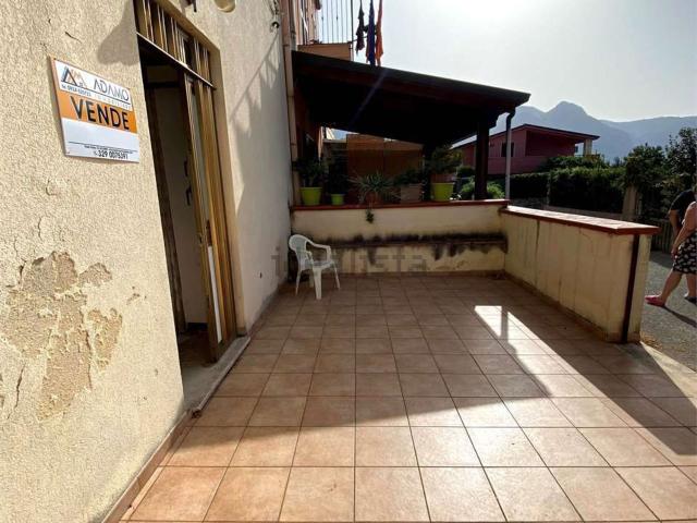 Casa in vendita a Alcamo, Sicilia
