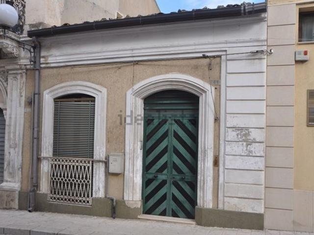Casa in vendita a Vittoria, Sicilia