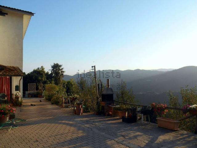 Casa in vendita a Collecchio, Uzzano E Castello