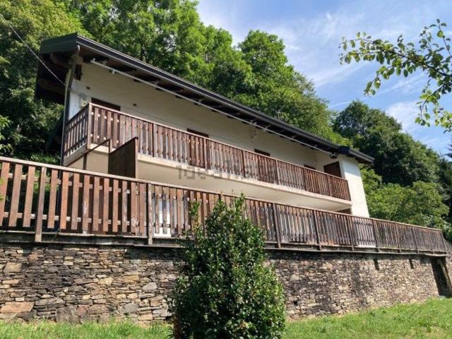 Casa in vendita a Cicogna, Cossogno