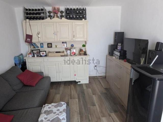 Casa in vendita a Tobbiana, Montale