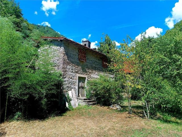 Casa in vendita a Unione Comuni Garfagnana, Castiglione Di Garfagnana