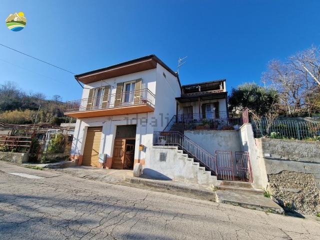 Casa in vendita a Cermignano, Abruzzo