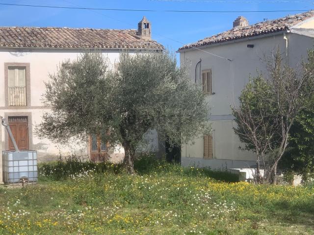 Casa in vendita a Civitaquana, Abruzzo