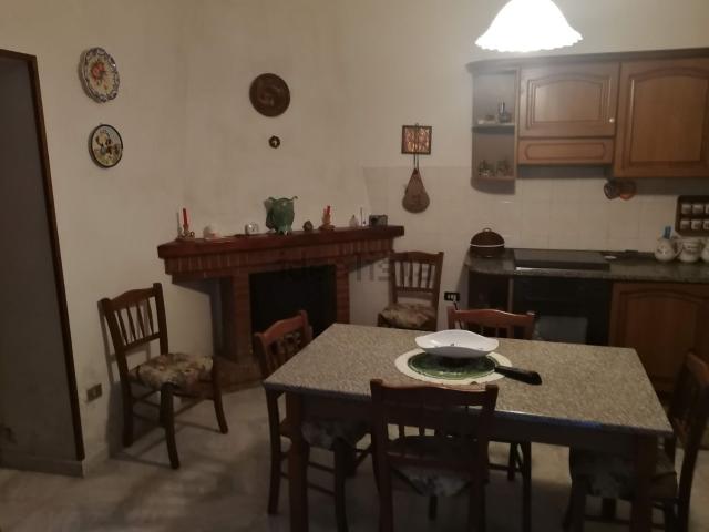 Casa in vendita a Cervinara, Campania