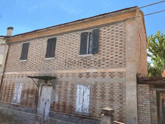Casa in vendita a Vallefoglia, Marche