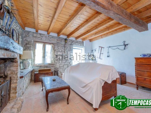 Casa in vendita a Travo, Reggio Emilia