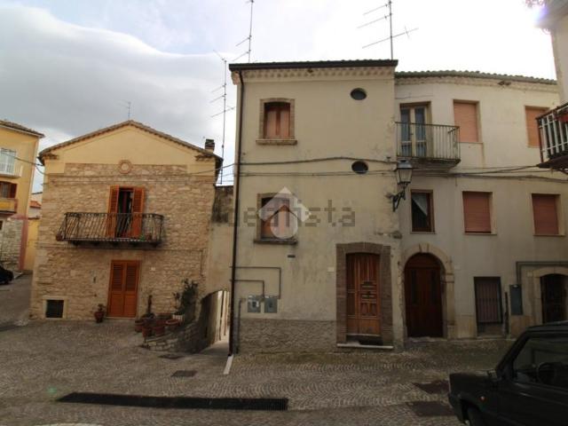 Casa in vendita a Mirabello Sannitico, Molise