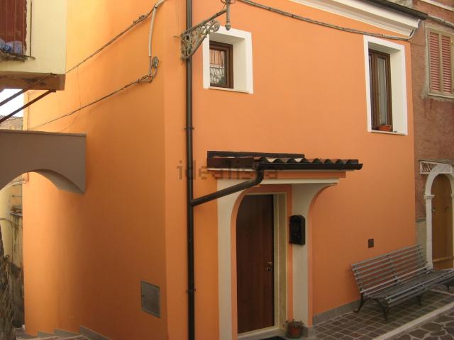 Casa in vendita a Bussi Sul Tirino, Abruzzo