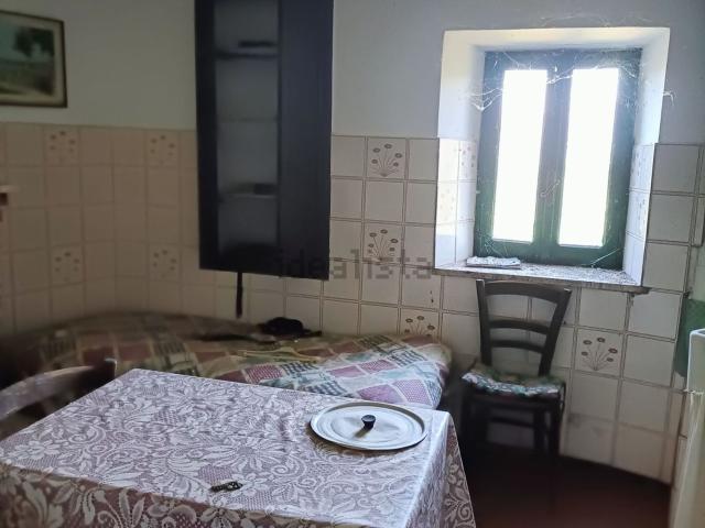 Casa in vendita a Carsoli, Abruzzo