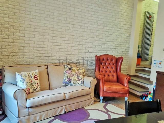 Casa in vendita a Casalguidi, Serravalle Pistoiese