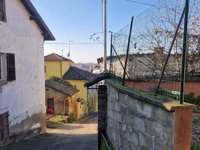 Casa in vendita a Piemonte, Alessandria