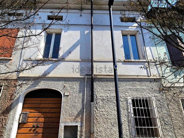 Casa in vendita a Duomo, Guastalla
