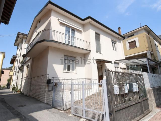 Casa in vendita a Sant'Apollonio, Lumezzane