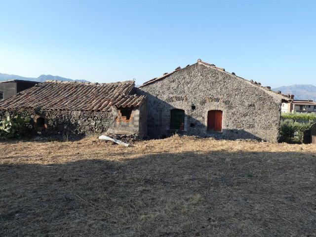Casa in vendita a Castiglione Di Sicilia, Sicilia