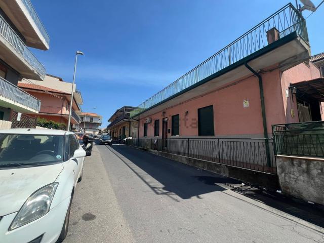 Casa in vendita a Santa Maria la Stella, Aci Sant'Antonio