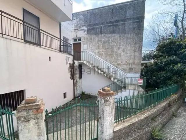 Casa in vendita a Miglionico, Basilicata