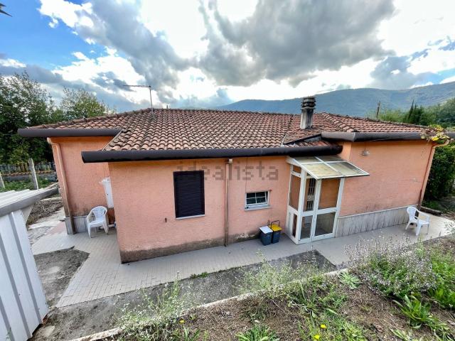 Casa in vendita a Ceccano, Lazio