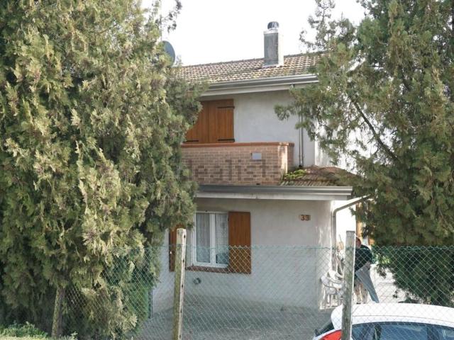 Casa in vendita a Unione Terre e Fiumi, Berra