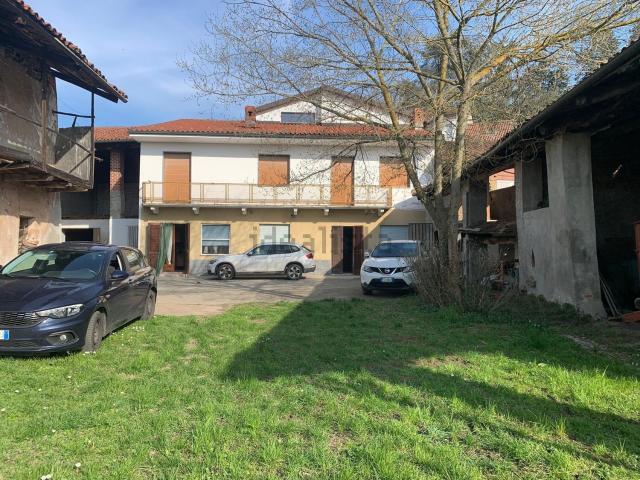 Casa in vendita a Moncrivello, Vercelli
