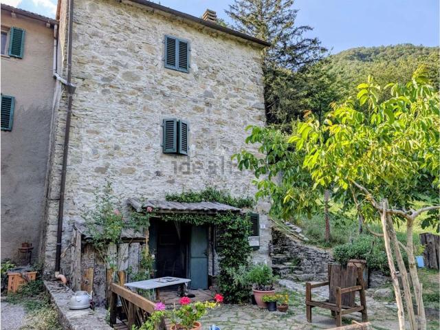 Casa in vendita a Pistoia, Toscana