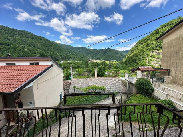 Casa in vendita a Valdagno, Veneto