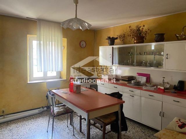 Casa in vendita a Comunità Montana della Valle Brembana, Zogno