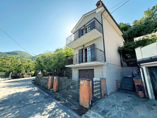 Casa in vendita a Tonfano, Toscana