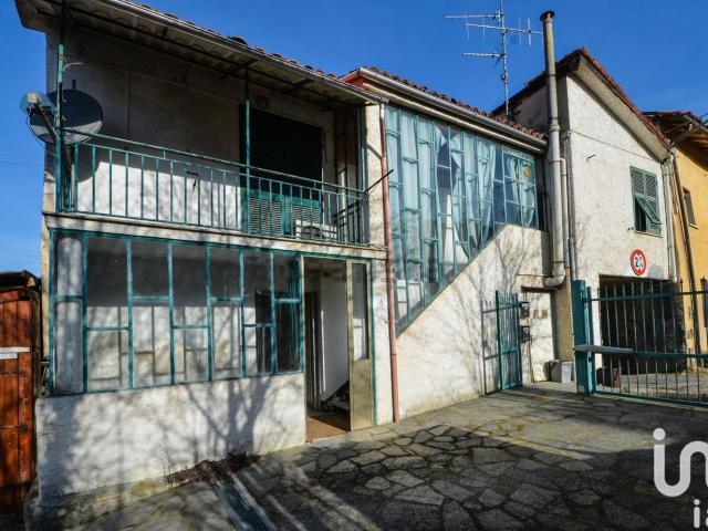 Casa in vendita a Cairo Montenotte, Liguria