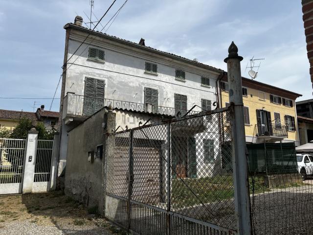 Casa in vendita a Piemonte, Alessandria