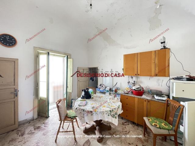 Casa in vendita a Santo Stefano Di Camastra, Sicilia