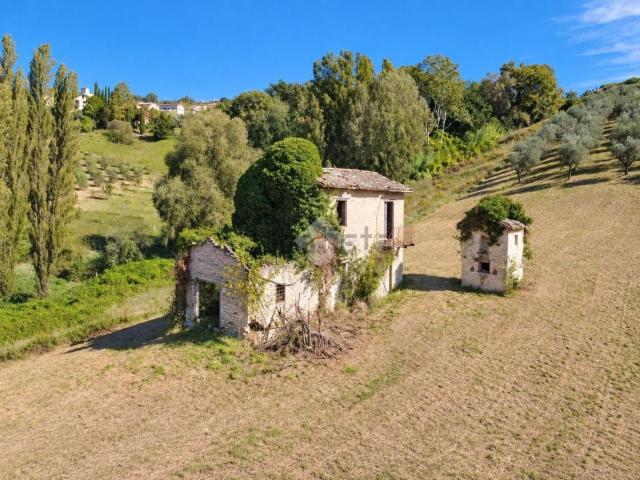 Casa in vendita a Selci, Rieti