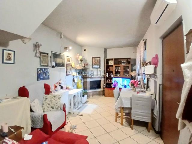 Casa in vendita a Broni, Lombardia