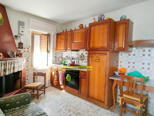 Casa in vendita a Contrada Santa Maria, Farindola